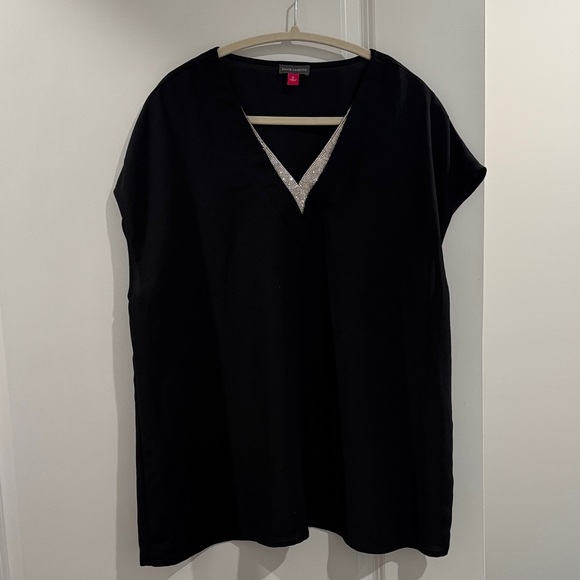 Vince Camuto Black V-Neck Blouse w/ Silver Trim | Size XL | Elegant & Flowy - Picture 2 of 6